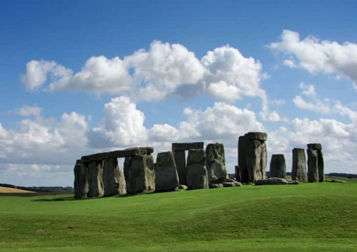 Windsor Castle and Stonehenge Tour from London