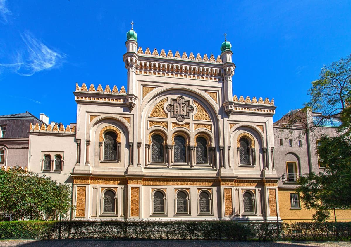 Go City Prague All-Inclusive Pass: Save up to 50% on Attractions