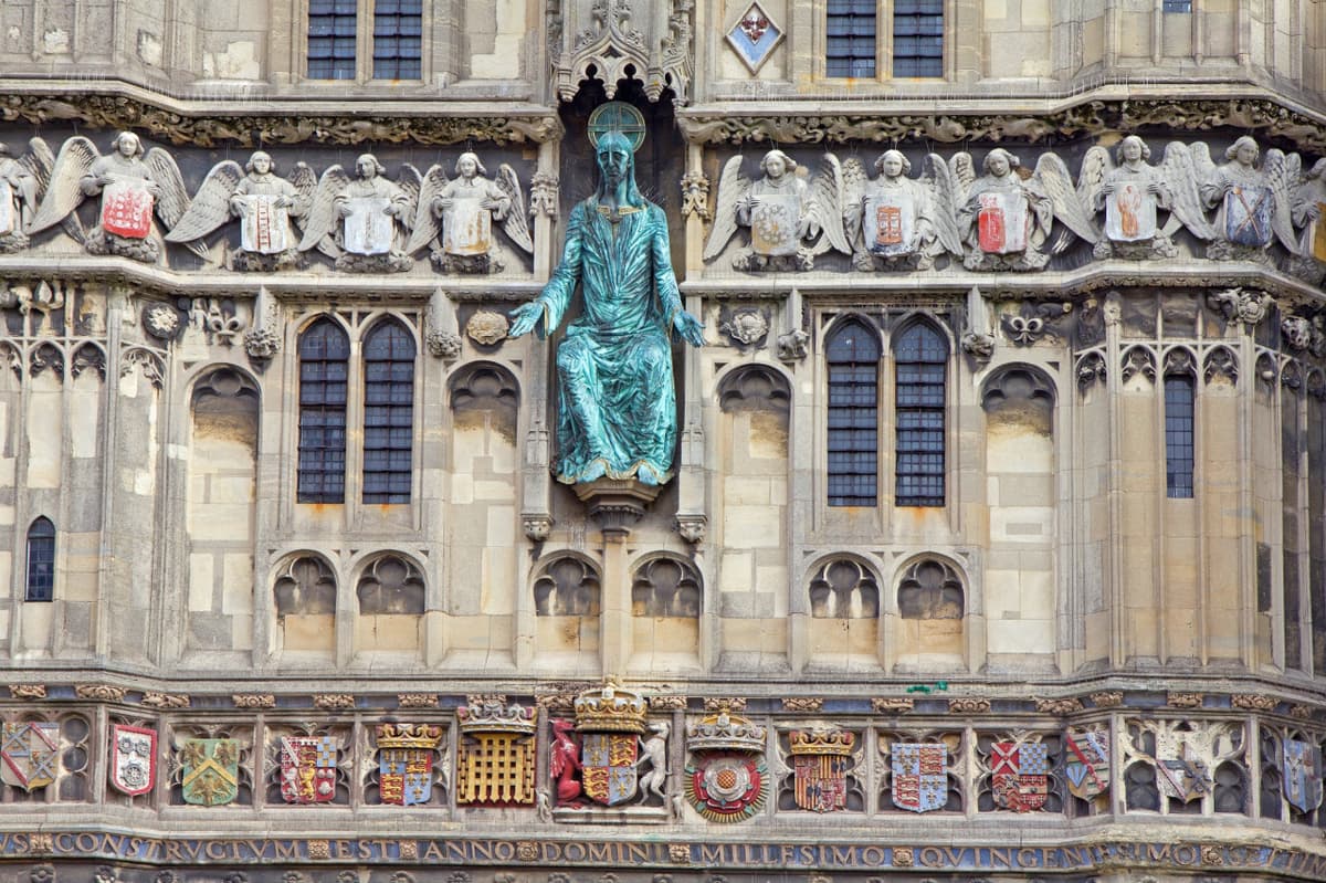 Leeds Castle, Canterbury, Dover, and Greenwich Tour from London