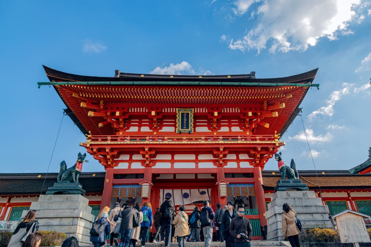 Kyoto and Nara Full-Day Tour from Osaka: Kiyomizudera Area, Fushimi Inari Taisha, Nara Park – photo 4