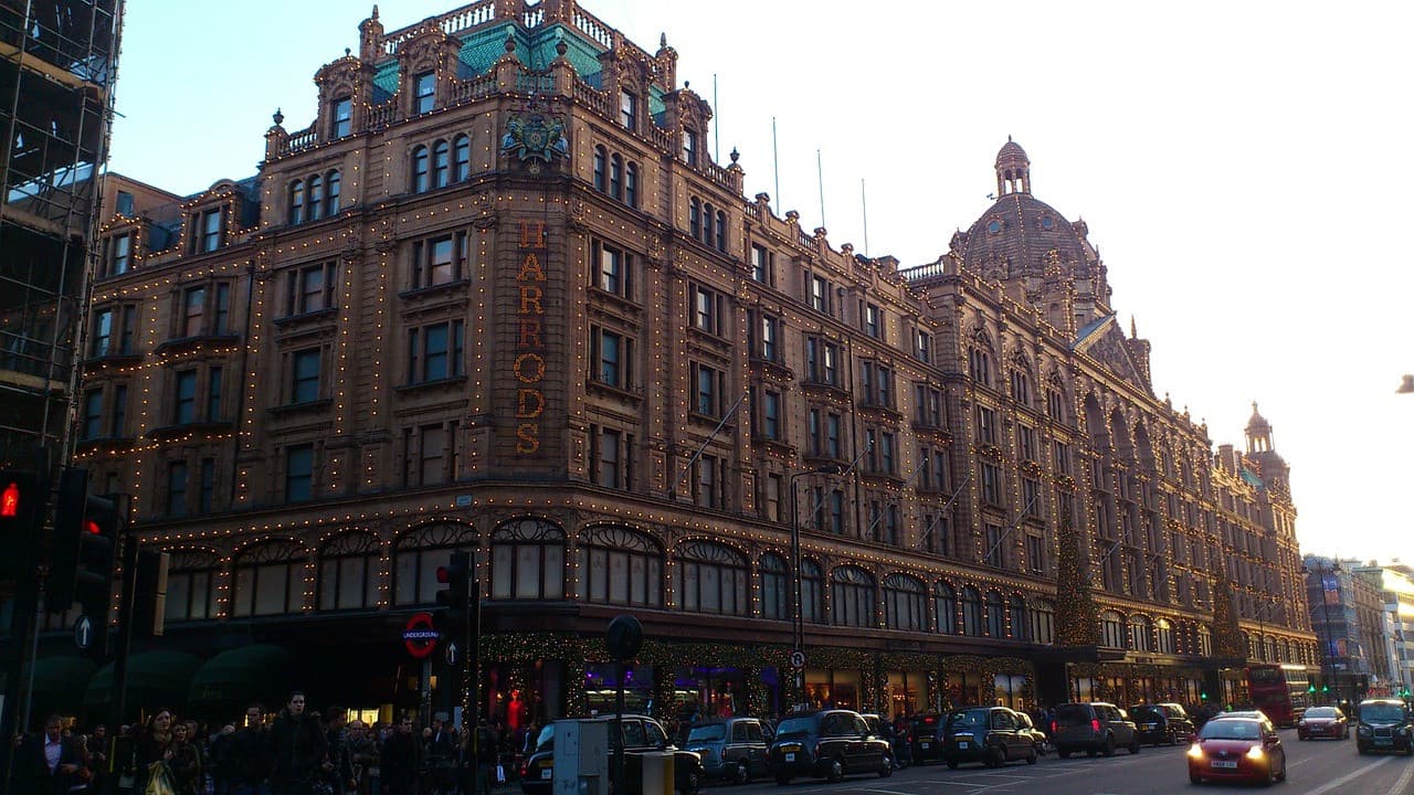 Magic of London with Cream Tea at Harrods – photo 8