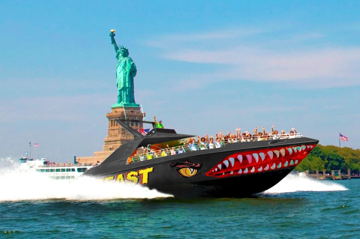 The Beast Downtown Speedboat to Statue of Liberty by Circle Line: Reserved Straight-to-Board Ticket