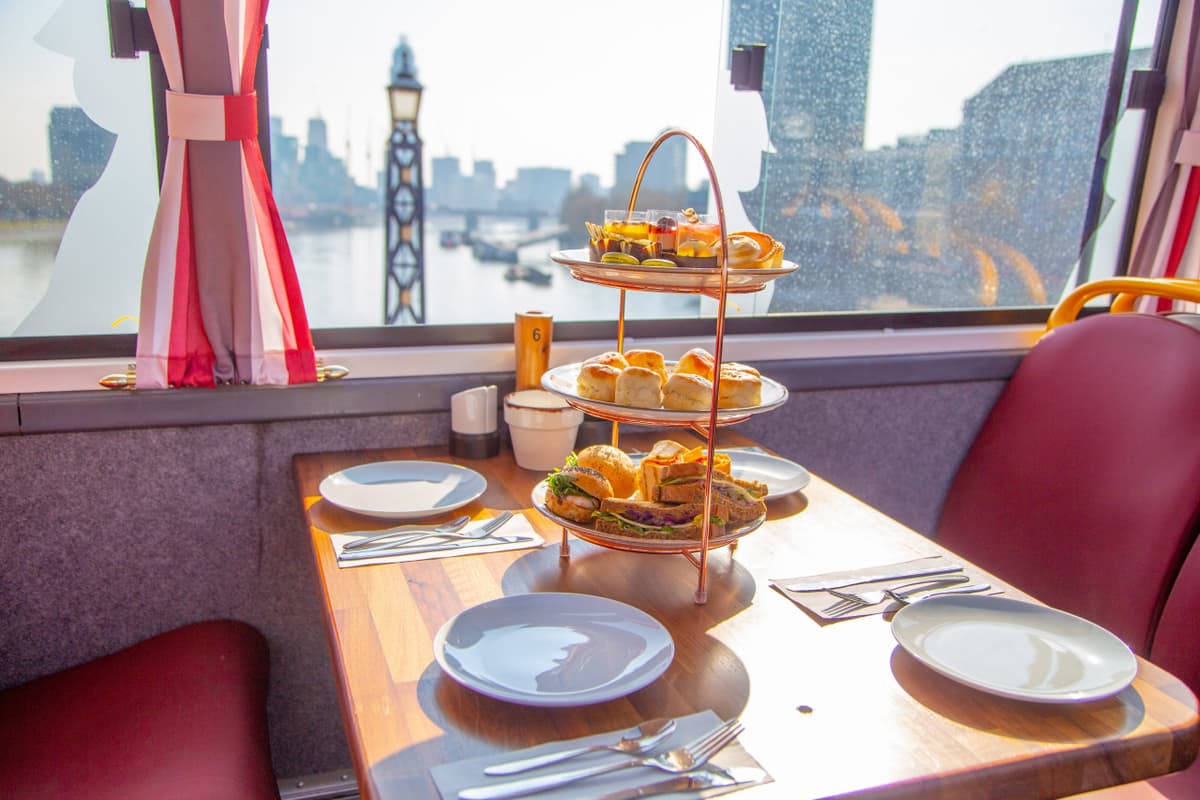 Afternoon Tea Bus with Panoramic Tour of London