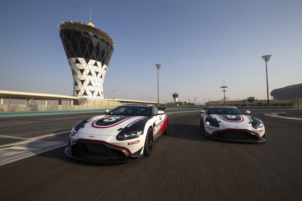 Yas Marina Circuit Aston Martin GT4 Driving Experience