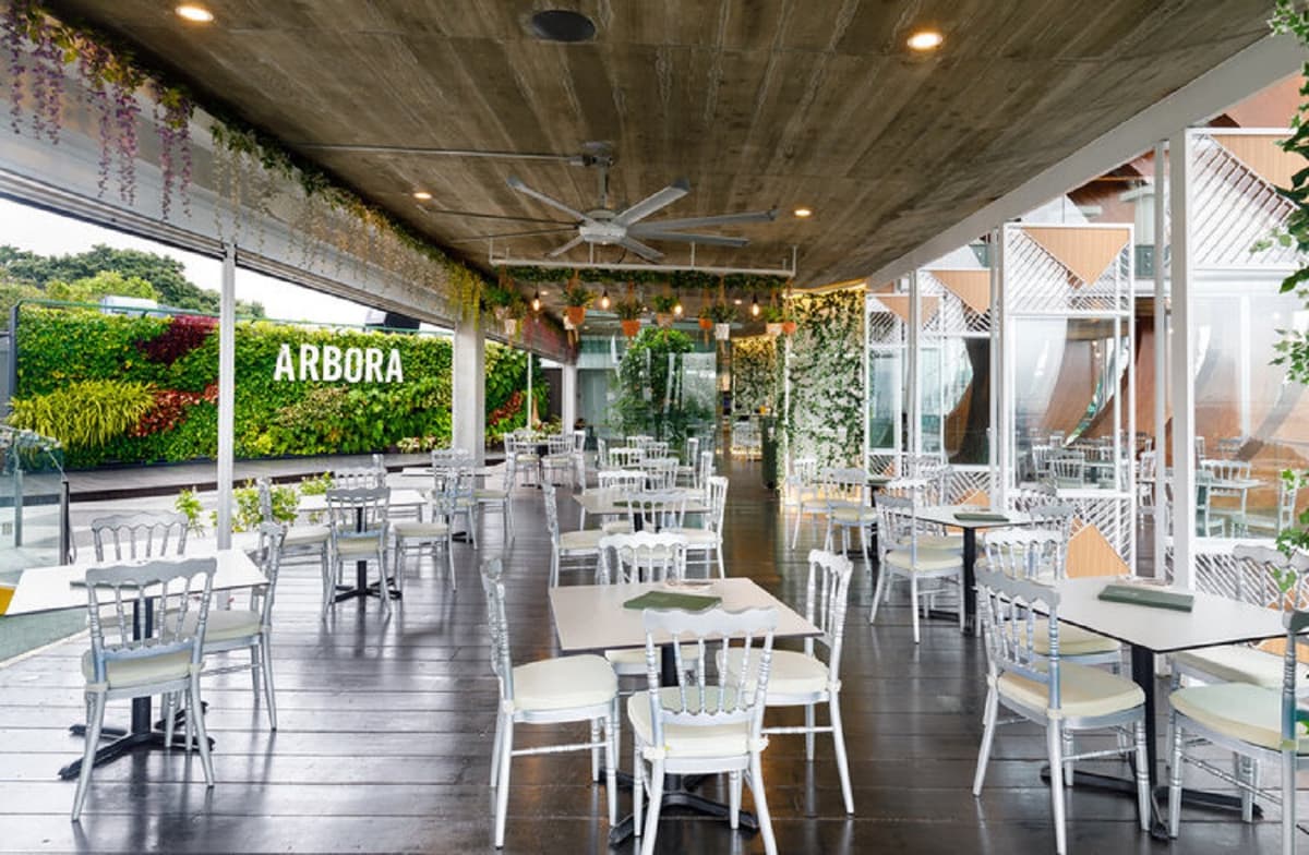 Good Old Days Sentosa Dining Experience