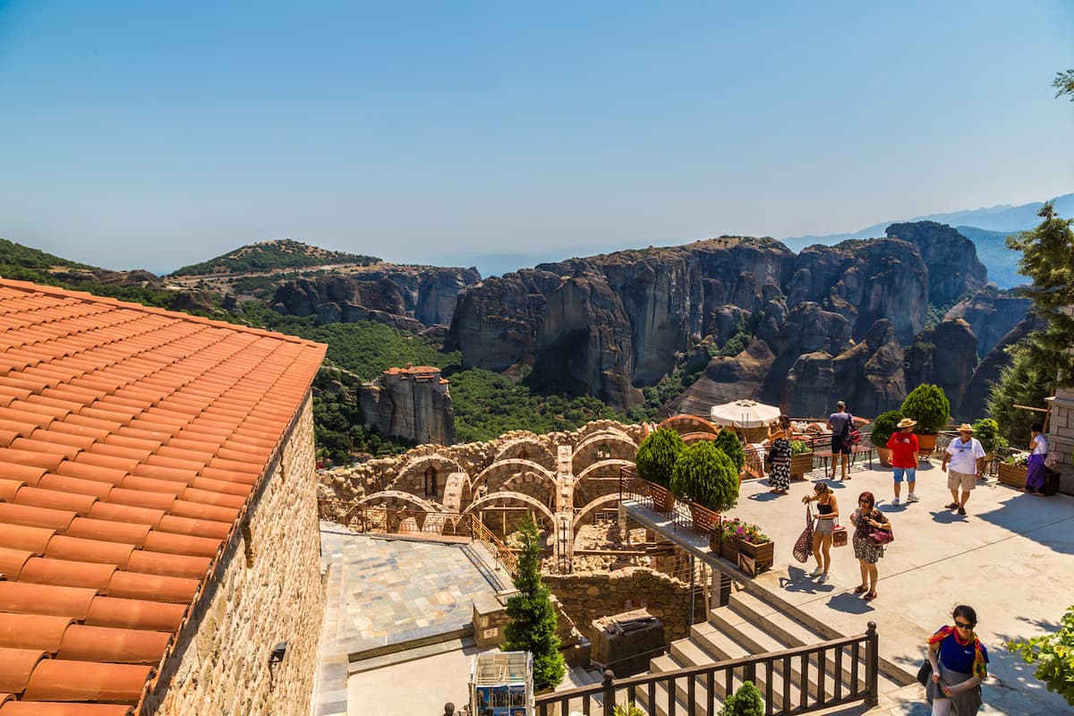 Meteora Monasteries Full-Day Tour from Athens