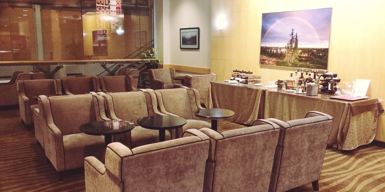 Plaza Premium Lounge - Vancouver International Airport