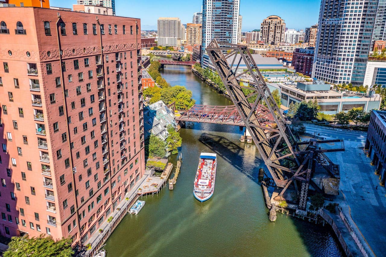 Chicago Architecture River Cruise Ticket – photo 13