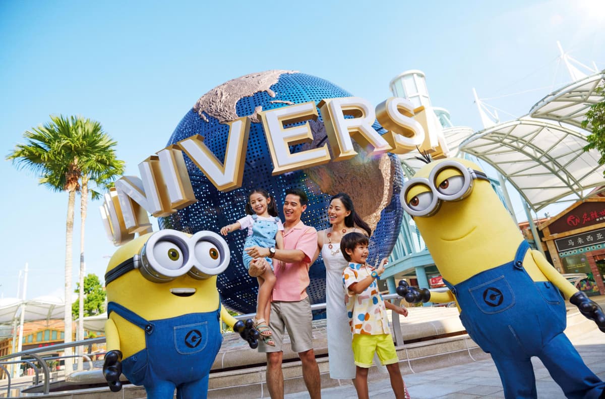 COMBO: Universal Studios Singapore + Adventure Cove Waterpark Tickets