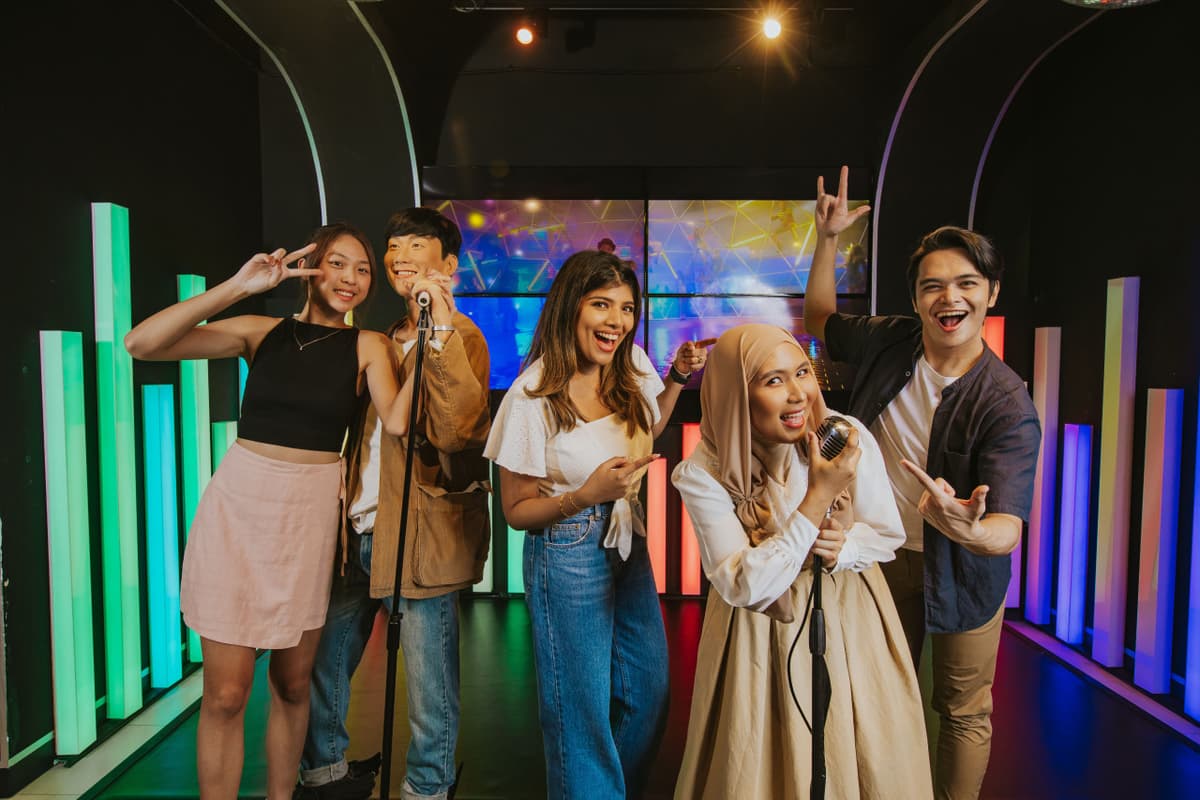COMBO: Singapore Cable Car + Madame Tussauds Singapore Ticket