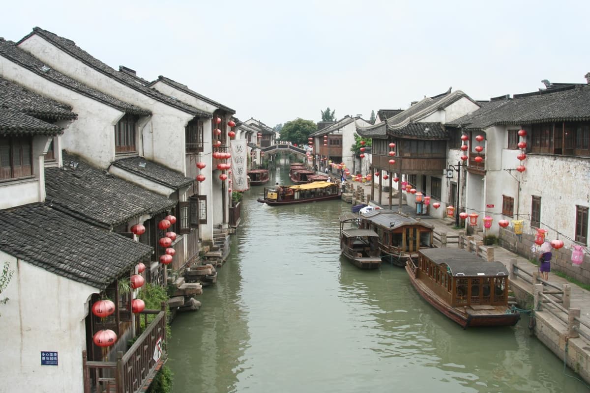 Suzhou City and Zhouzhuang Water Village Tour