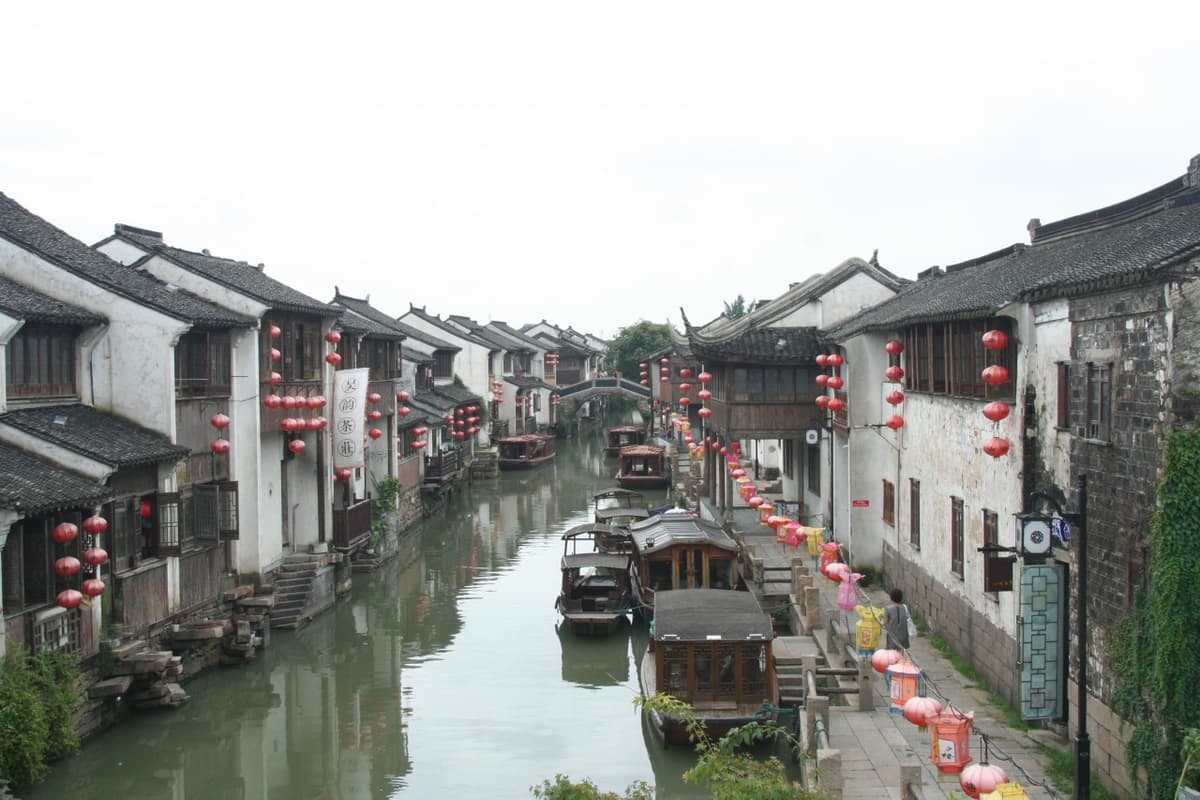 Suzhou City and Zhouzhuang Water Village Tour