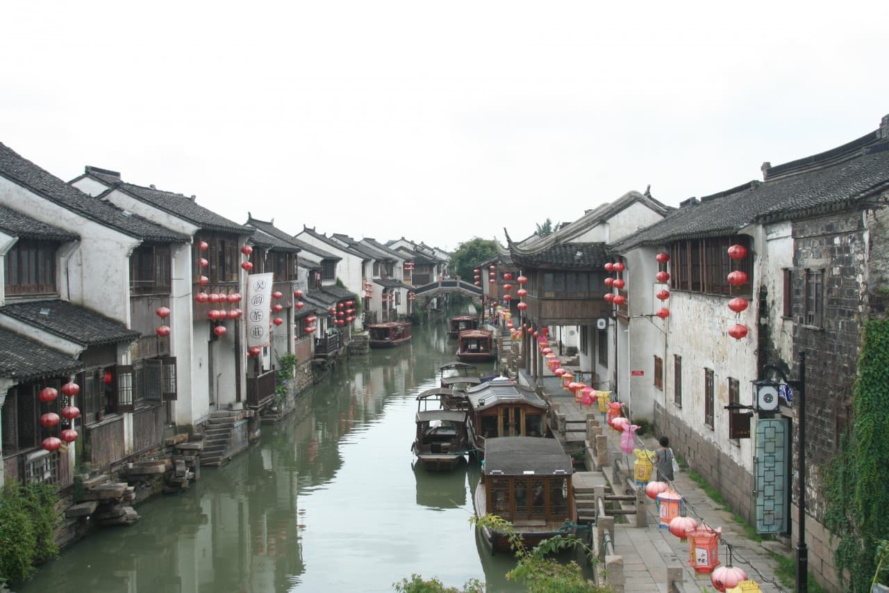 Suzhou City and Zhouzhuang Water Village Tour