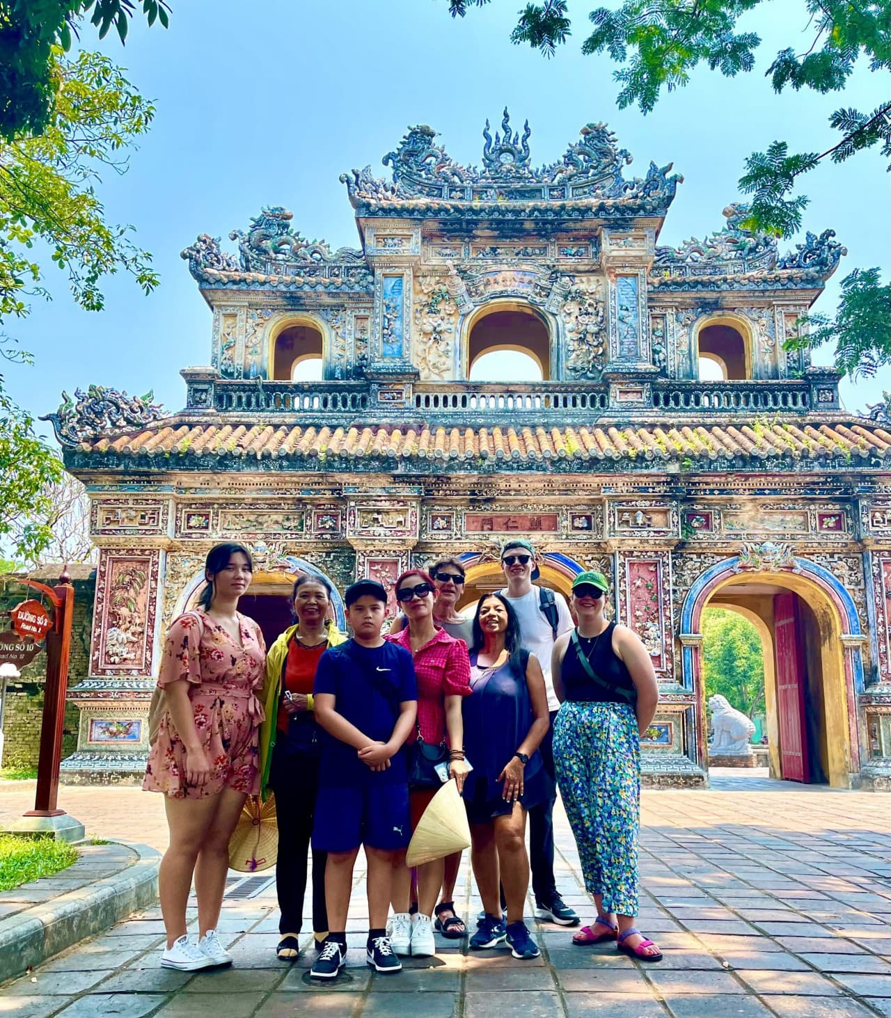 Hue City Tour with Dragon Boat Ride – photo 10