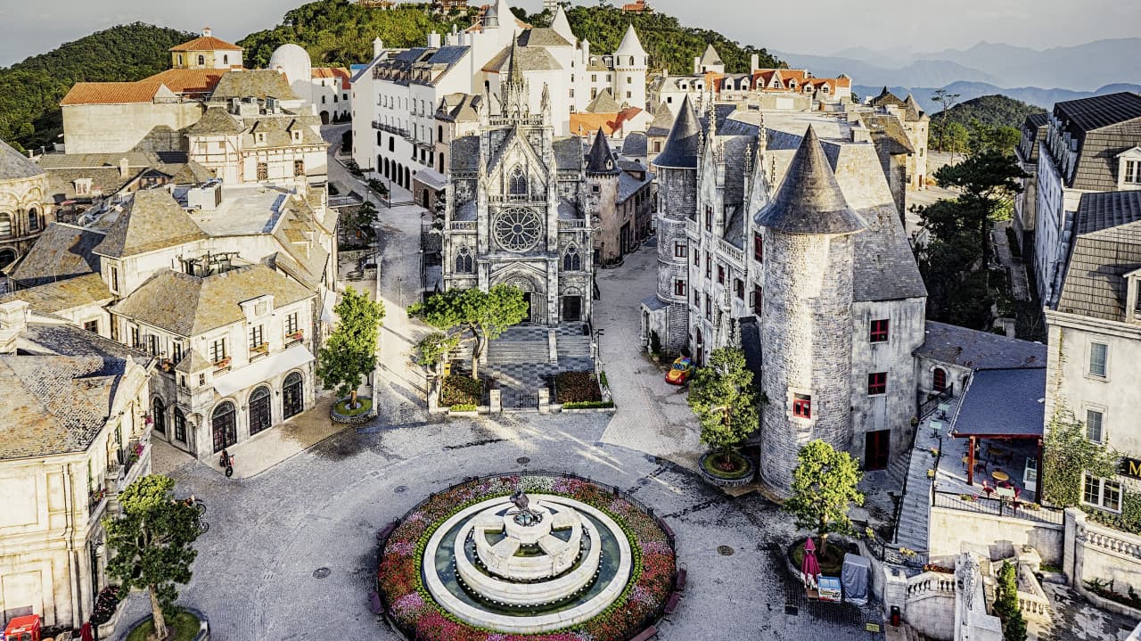 Ba Na Hills and Golden Bridge Full-Day Private Tour from Da Nang with Korean-speaking Guide – photo 6