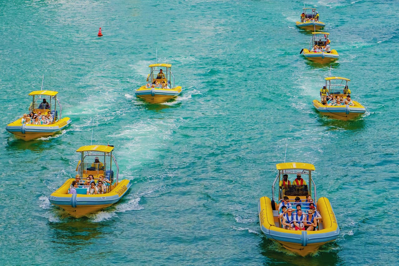 The Yellow Boats Abu Dhabi Speedboat Tour