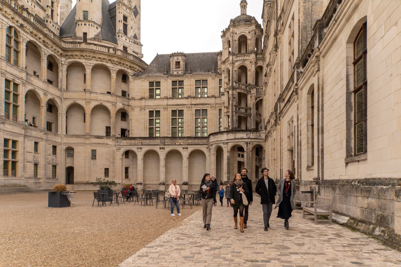 Loire Valley Tour from Paris: Chambord, Chenonceau, and Cheverny Castles – photo 16