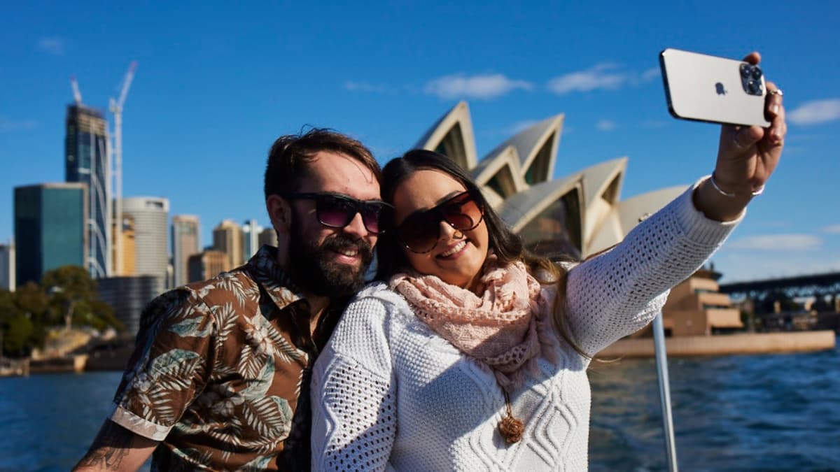Sydney Harbour Buffet Lunch Discovery Cruise