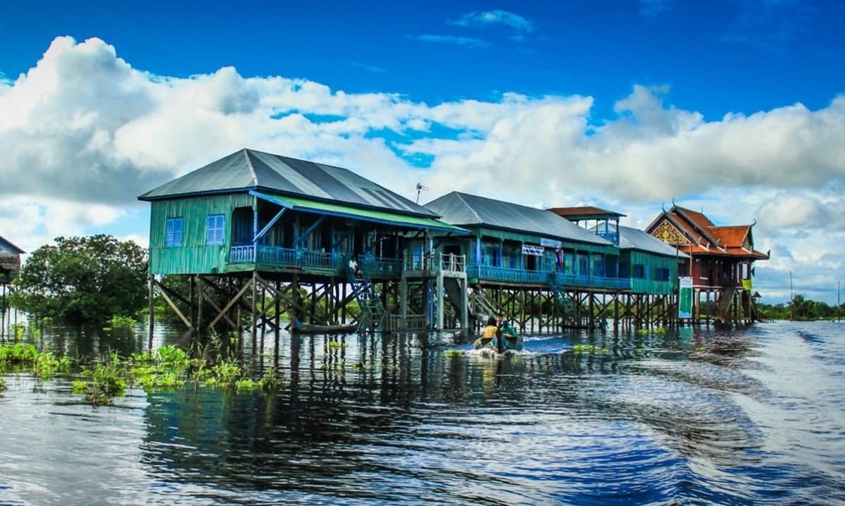 Tonle Sap Lake and Kompong Phluk Floating Village Tour
