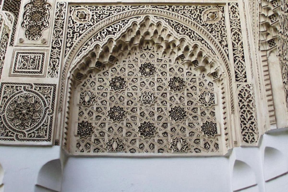 Marrakech Full-Day Tour from Casablanca: Koutoubia Mosque, Menara Gardens, Djemaa El Fna Square