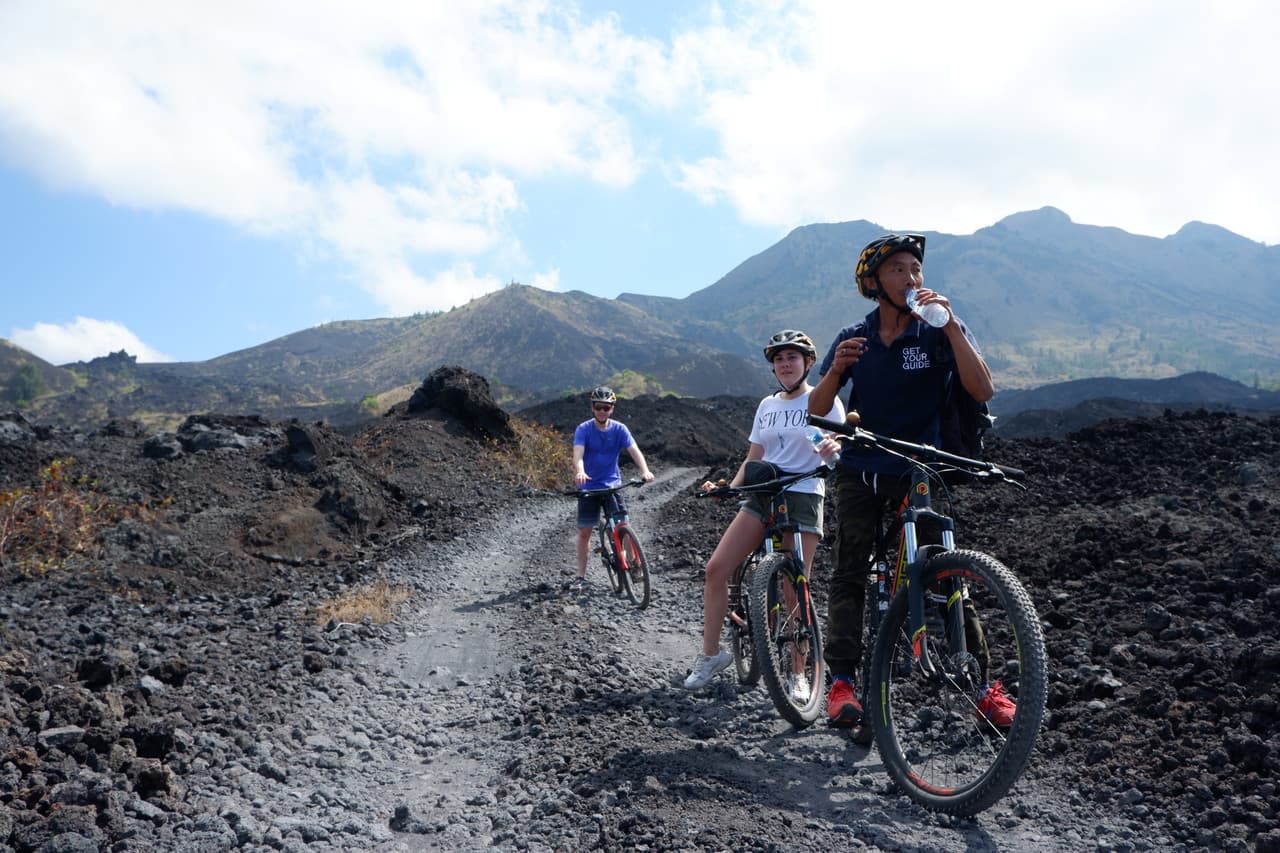 Mount Batur Sunrise and Black Lava Cycling Tour – photo 2