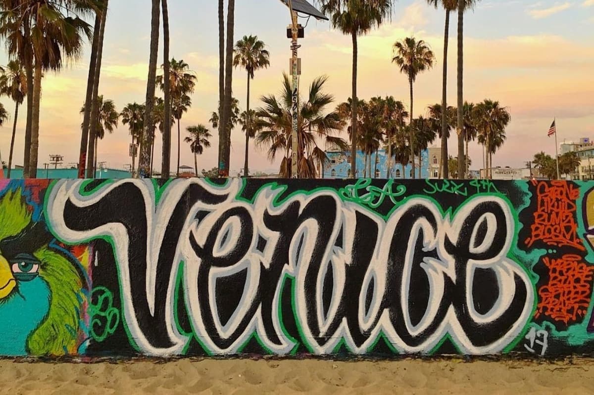 Los Angeles Cycling Tour with West Hollywood and Beverly Hills