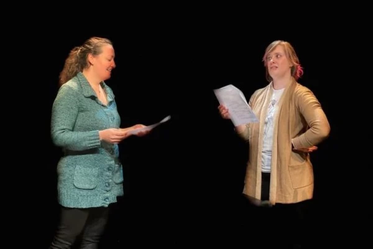 New York Broadway Walking Tour with Studio Visit