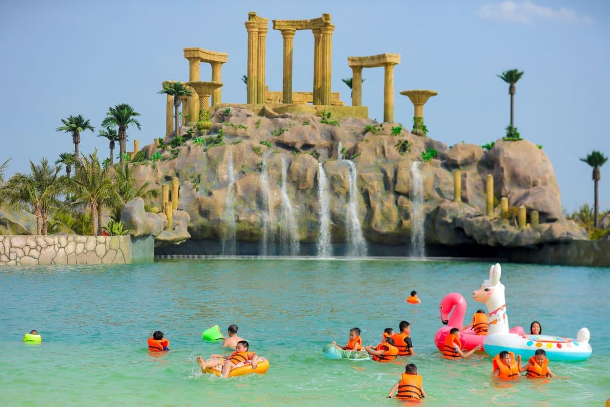 VinWonders Hanoi Wave Park Ticket