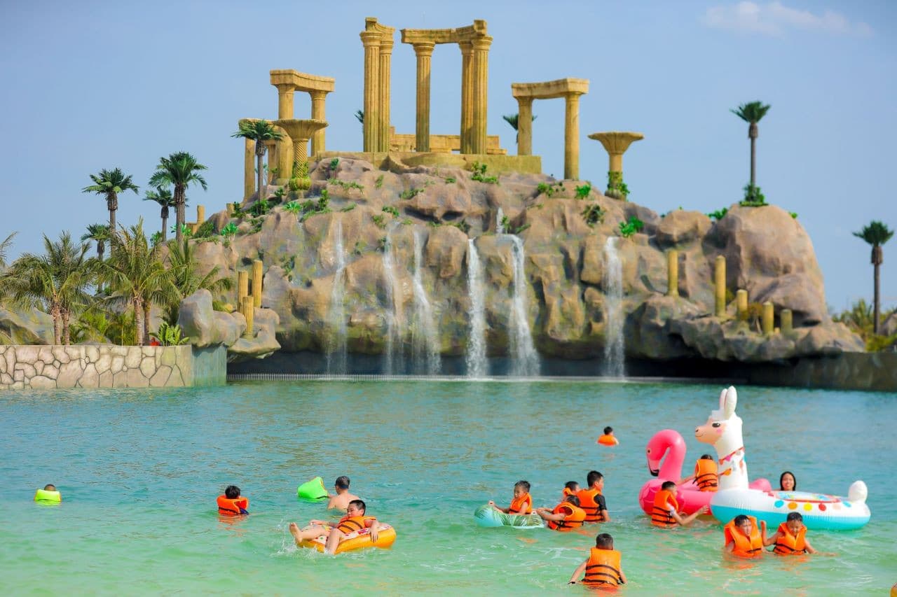 VinWonders Hanoi Wave Park Ticket