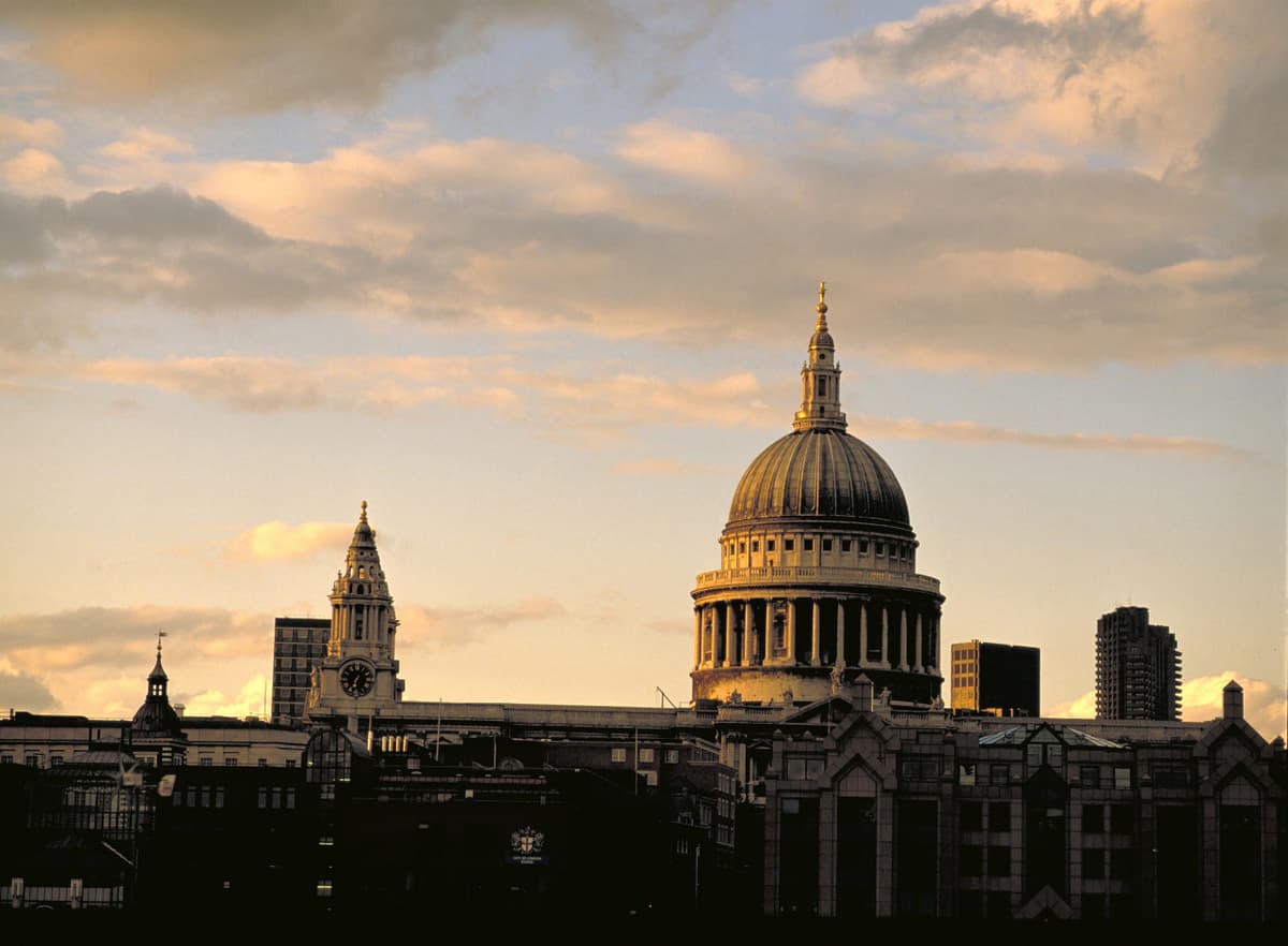 Full Day London with Changing of the Guard, Thames River Cruise and London Eye