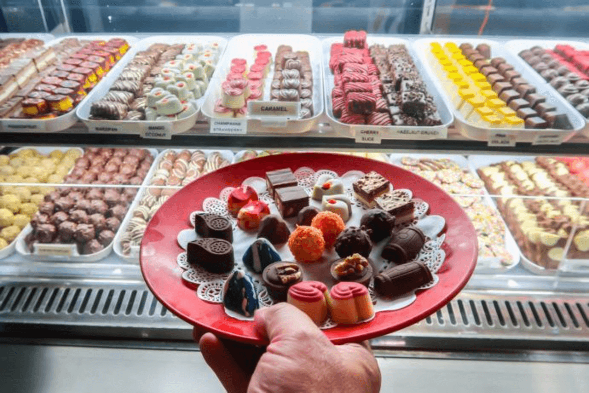 Australian Outback Food and Wine Tasting Tour from Port Douglas