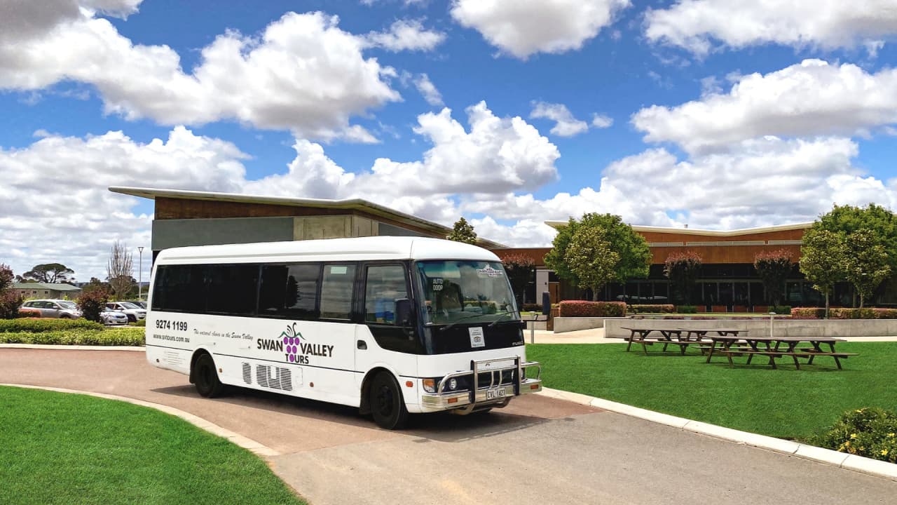 Swan Valley Full-Day Tour with Indulgence Cruise and Wine and Chocolate Tasting – photo 5