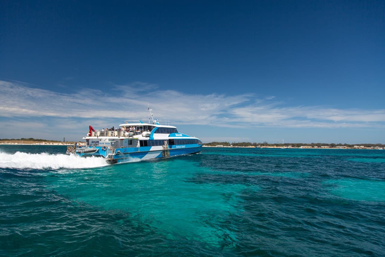 Round Trip SeaLink Ferry to Rottnest Island – photo 7