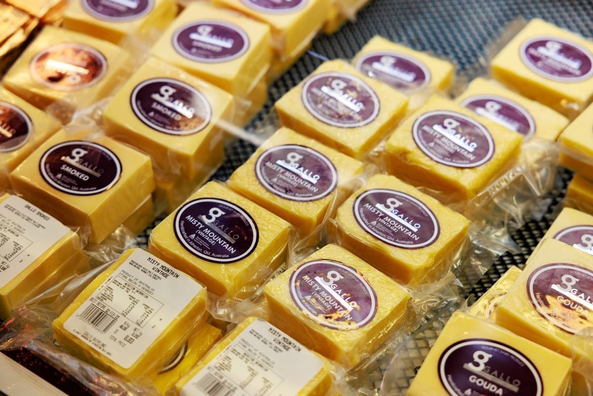 Australian Outback Food and Wine Tasting Tour from Cairns and Northern Beaches