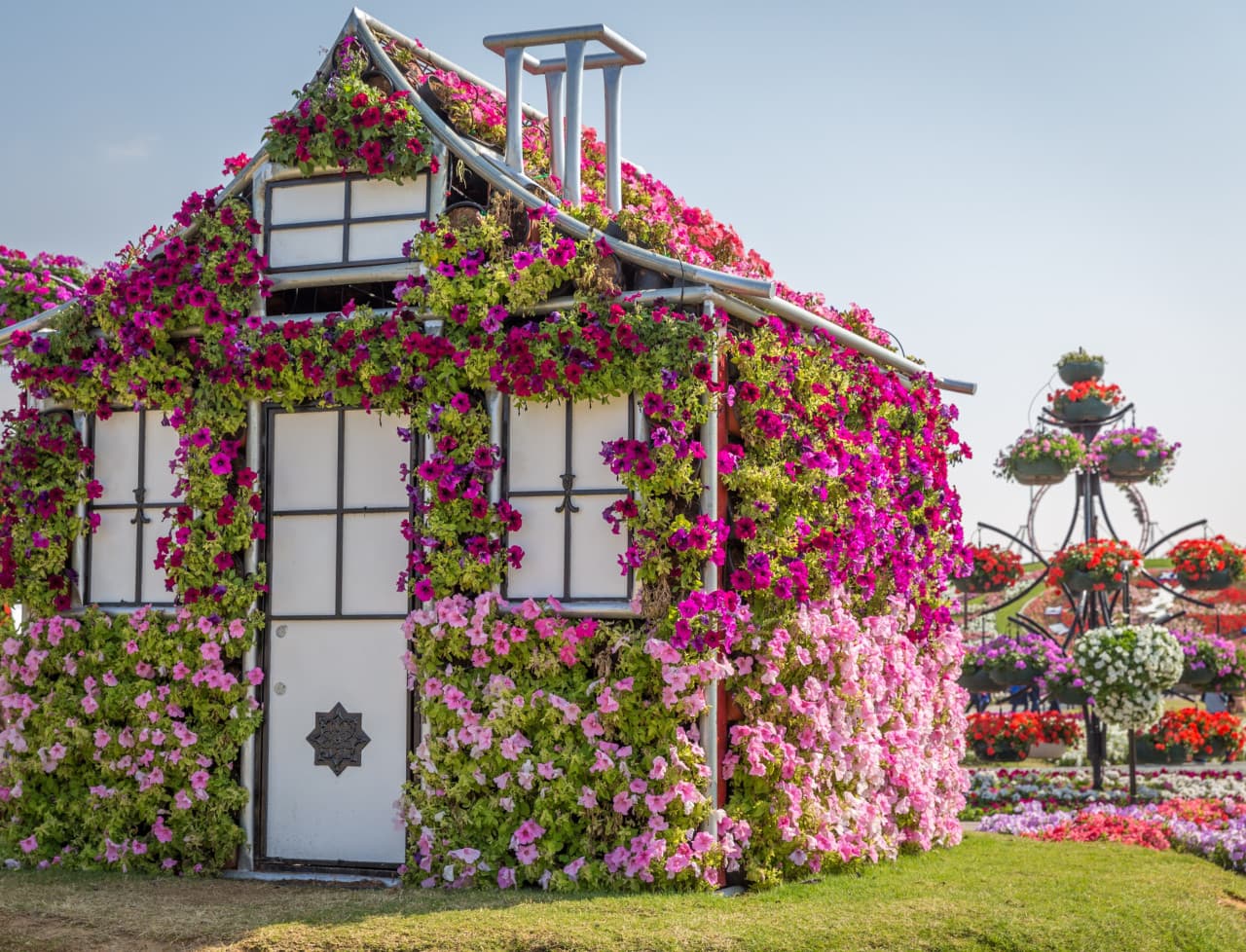 COMBO: Dubai Miracle Garden + Global Village Dubai Tickets