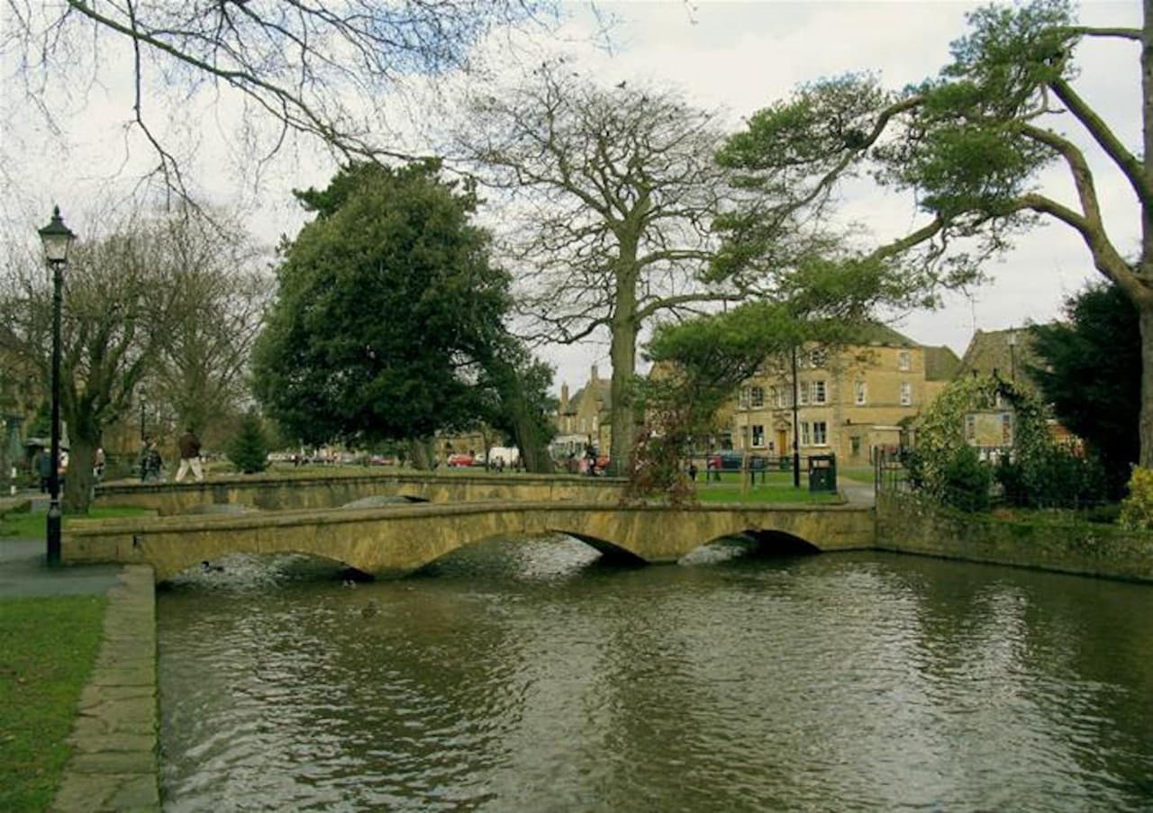 Shakespeare's Stratford and the Cotswolds Tour from London – photo 3
