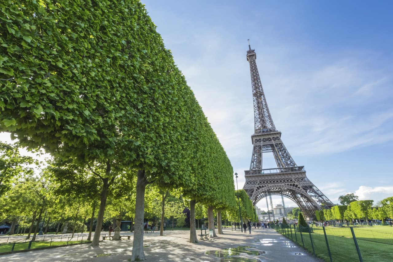 Paris Open-Top Bus Tour, Seine River Cruise, and Eiffel Tower Dining Experience