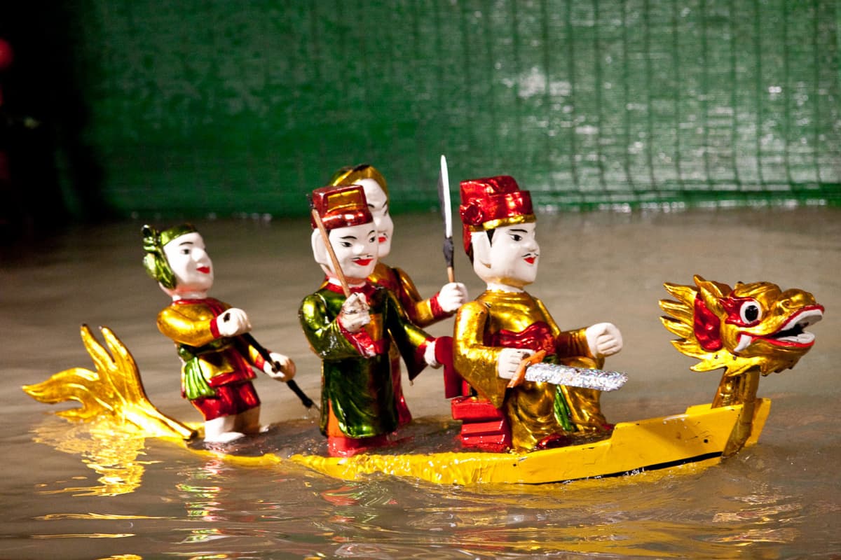 Golden Dragon Water Puppet Show