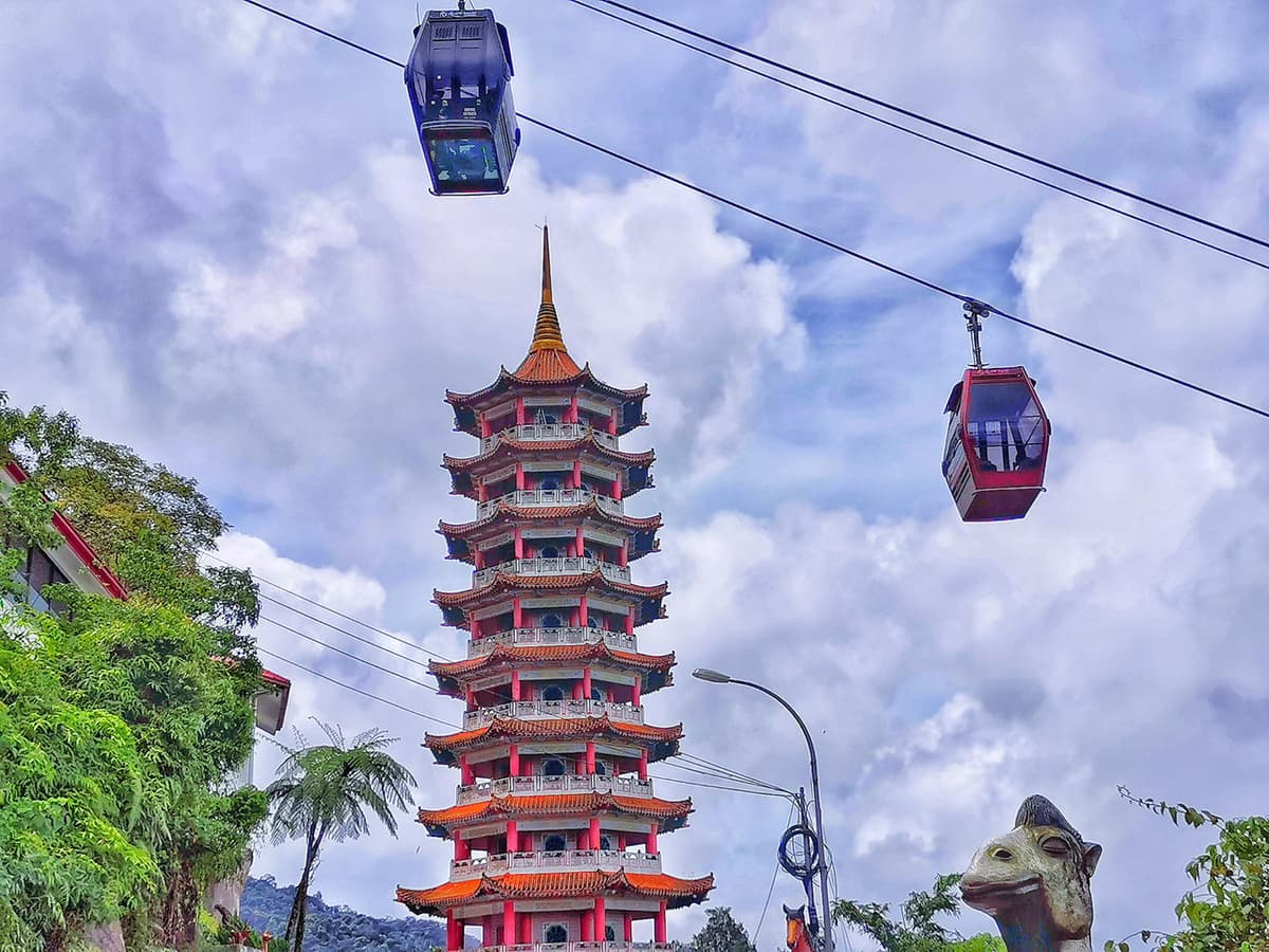 Genting Highlands and Batu Caves Full-Day Tour from Kuala Lumpur