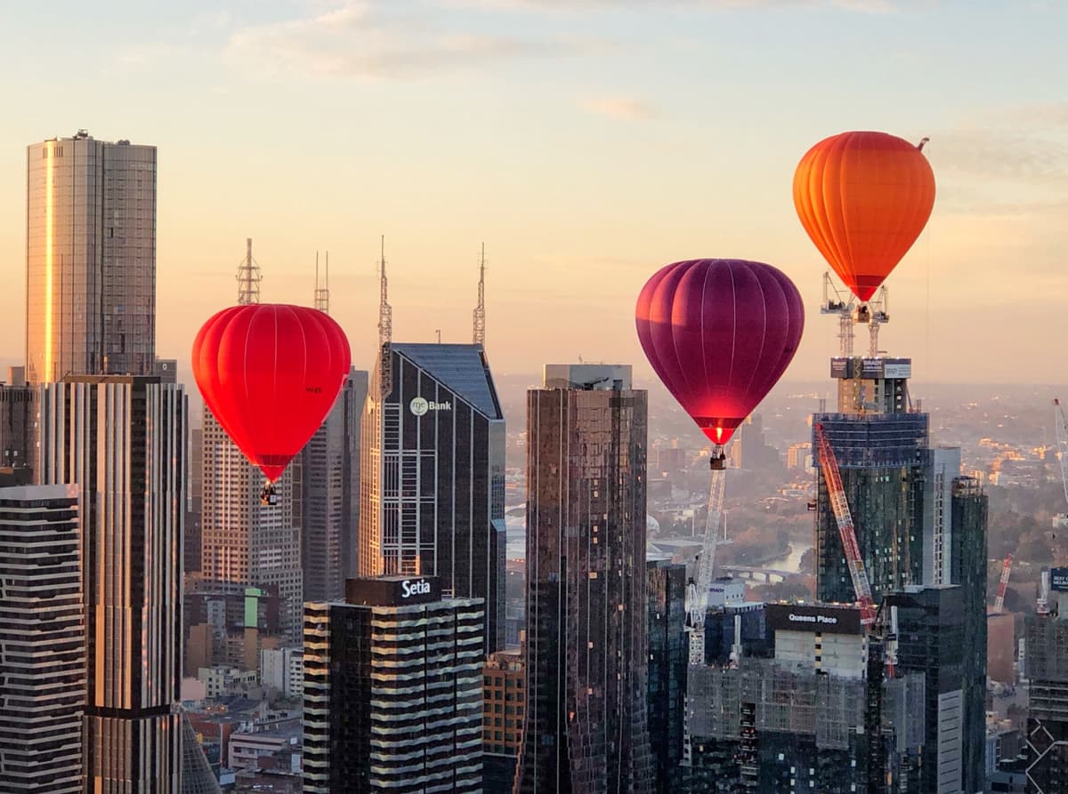 Sunrise Hot Air Balloon Flight over Melbourne with Photos