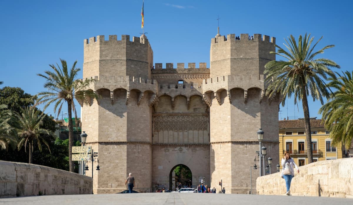 Serranos Towers Tour with English-Speaking Guide & Skip-the-Line Entry