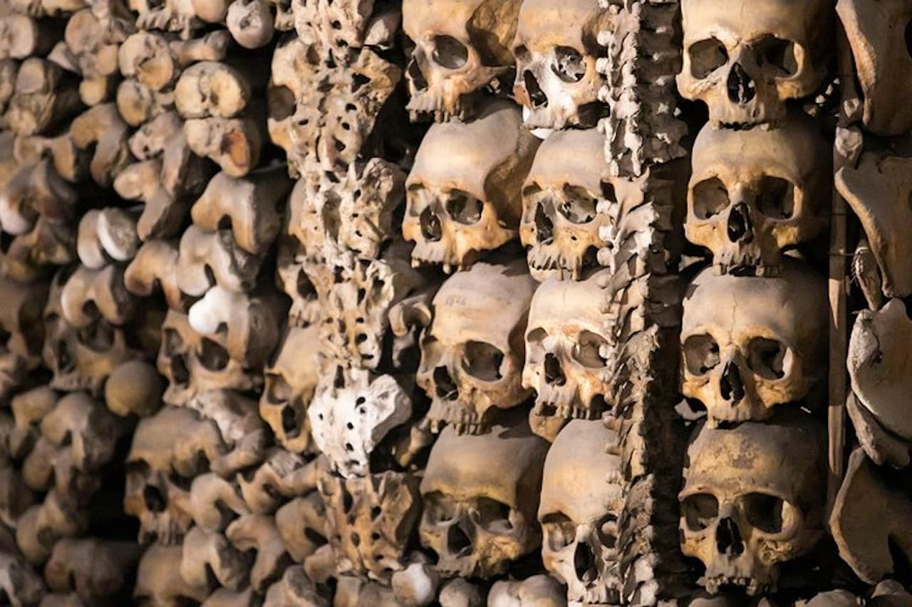 Rome Underground Tour: Capuchin Crypts, Christian Catacombs, Basilica of San Martino ai Monti – photo 6