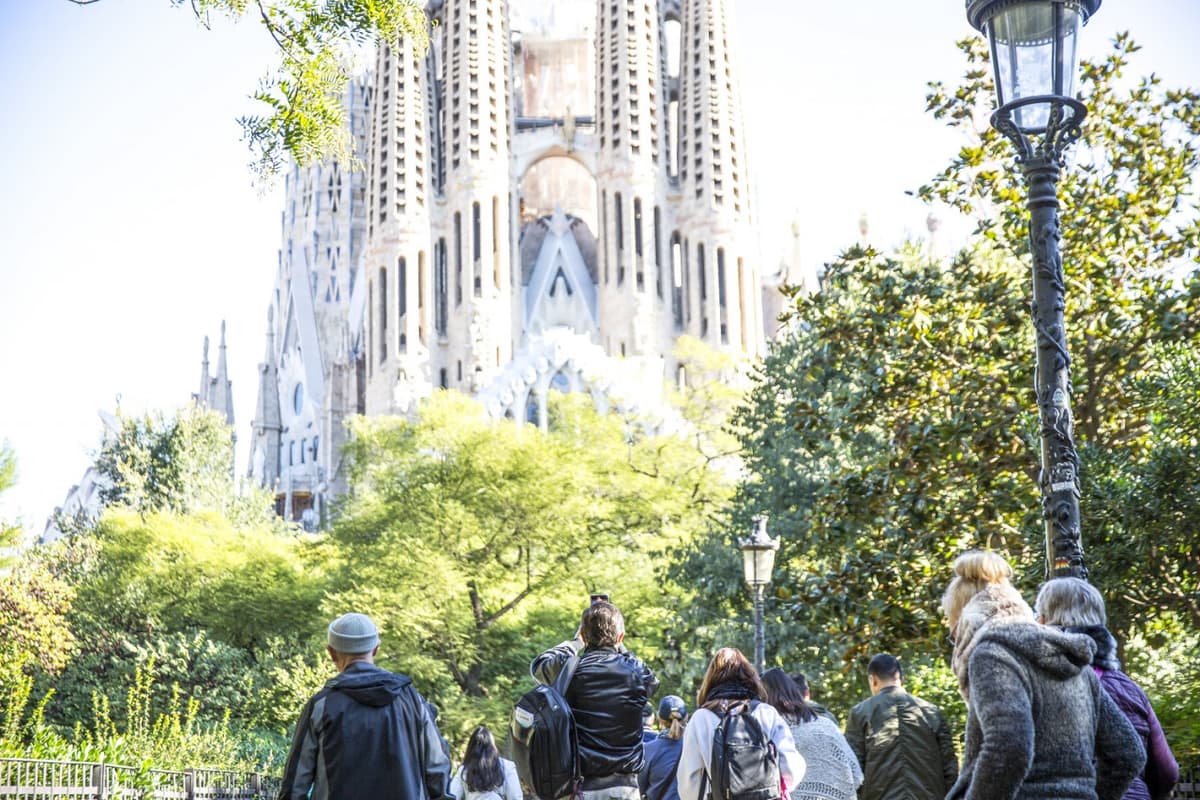 Sagrada Familia Skip-the-Line Guided Tour