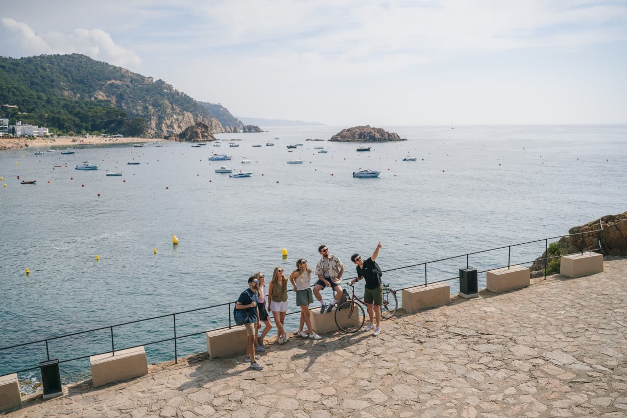 Montserrat, Girona, and Costa Brava Tour from Barcelona – photo 14