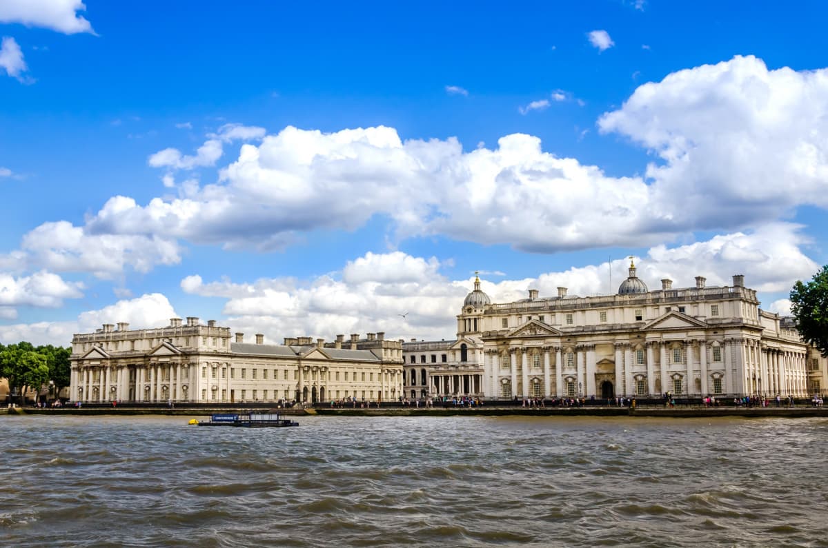 Leeds Castle, Canterbury, Dover, and Greenwich Tour from London