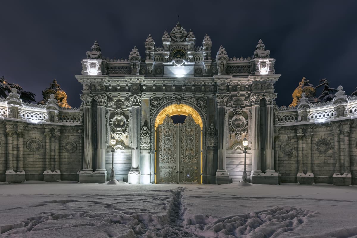 COMBO: Hagia Sophia Grand Mosque + Basilica Cistern + Dolmabahce Palace + Galata Tower Tickets