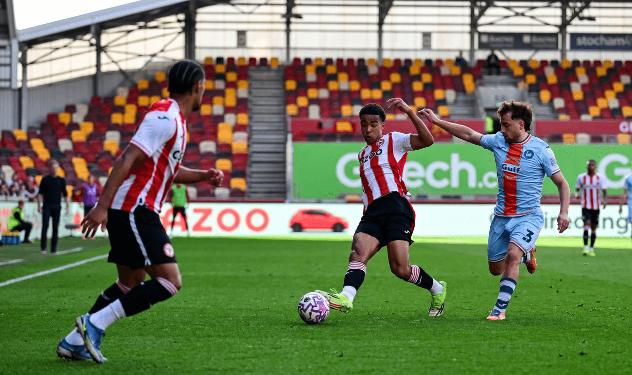 Brentford FC Premier League Football Match Ticket at Gtech Community Stadium – photo 3