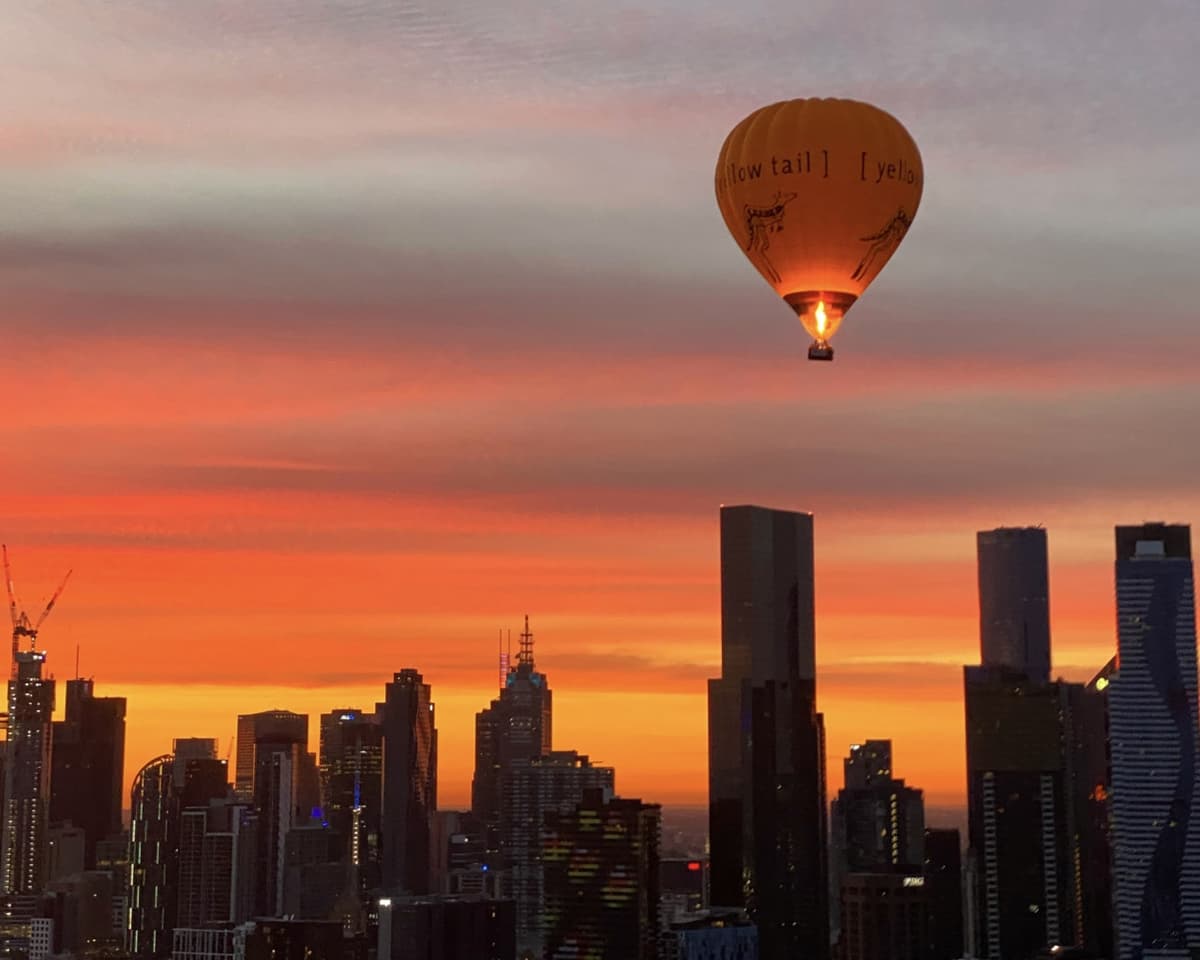 Sunrise Hot Air Balloon Flight over Melbourne with Photos