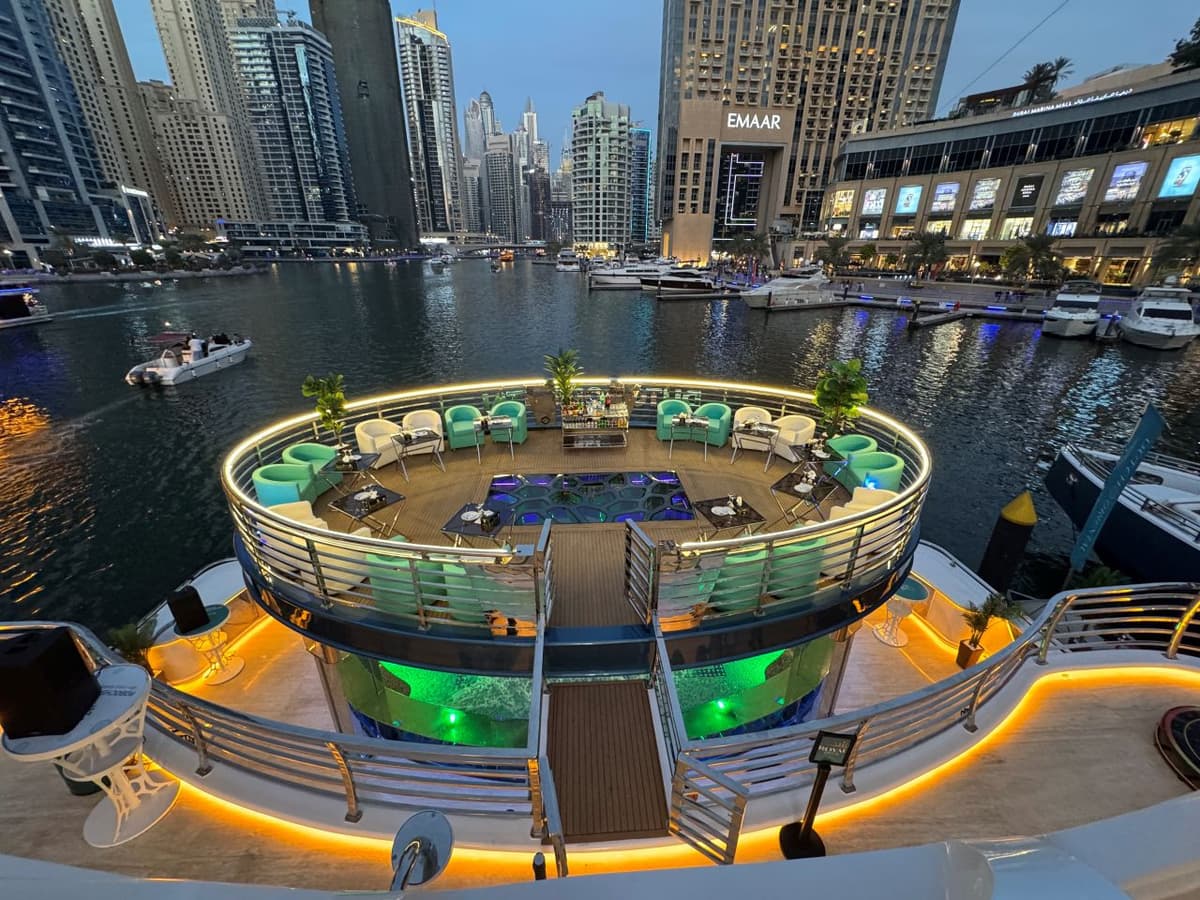 Lotus Royale Mega Yacht - Dinner Cruise