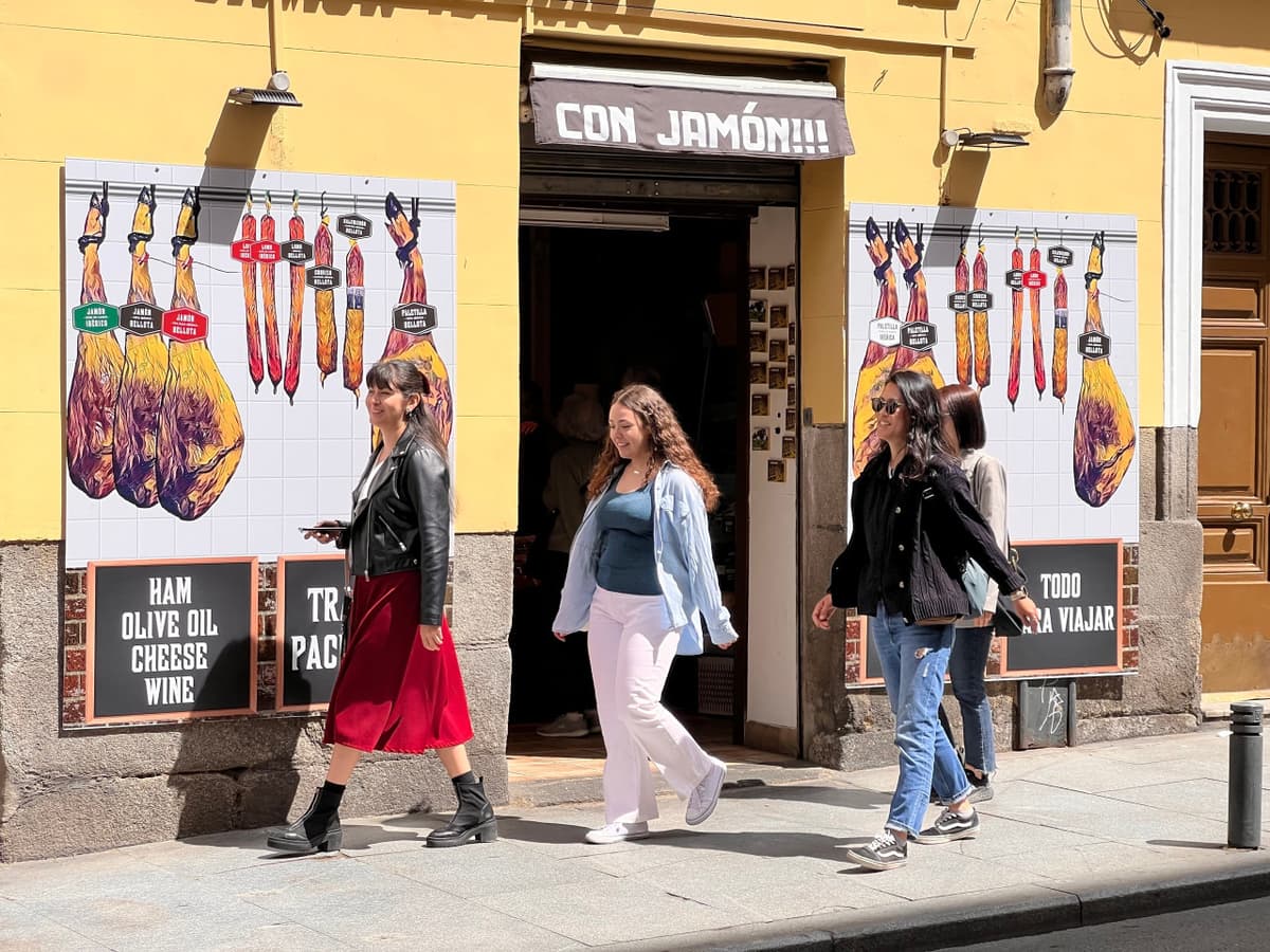 Madrid Highlights Tour with Prado Museum and Royal Palace Skip-the-Line Admission